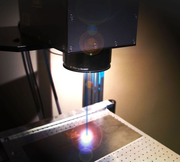 The difference between hot marking operation and cold marking operation of laser marking machine fiber/CO2/UV?