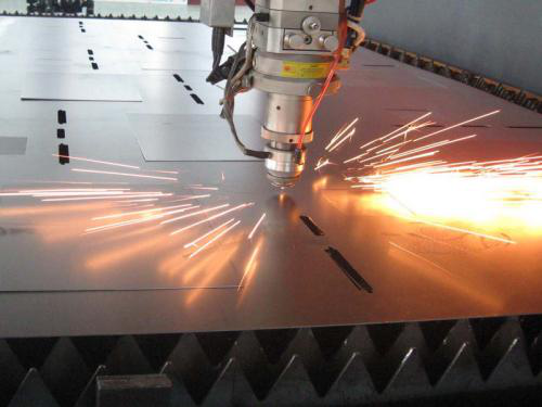 Cutting principle of metal sheet fiber laser cutting machine
