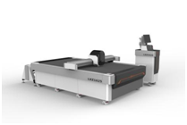 What kind cnc machine Lingxiu laser produce ?