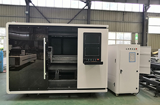 Advantages of closed type fiber laser cutting machine