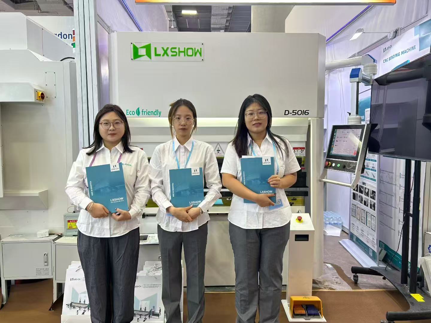 LXSHOW wait for you in Canton Fair